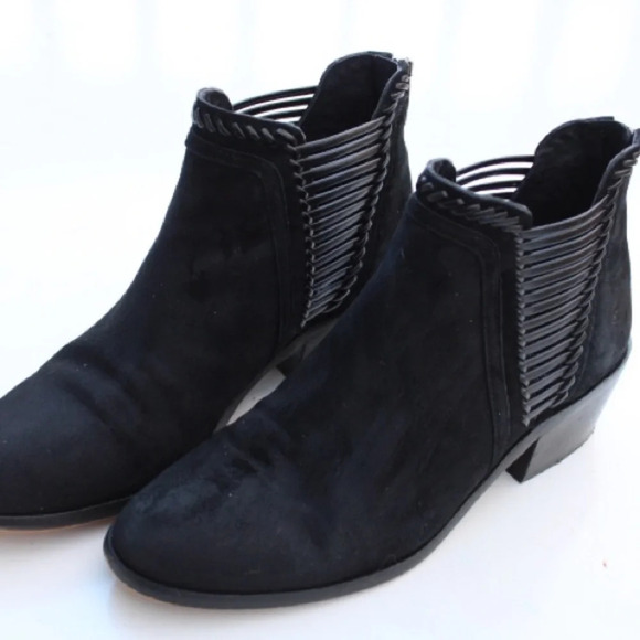 Vince Camuto ankle boots - Picture 10 of 11